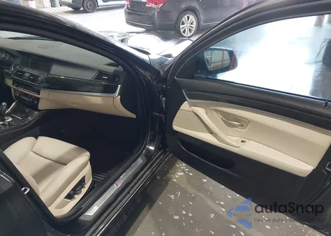 2013 BMW 550I xDrive z USA, uszkodzony, nr VIN WBAFU9C56DDY70471